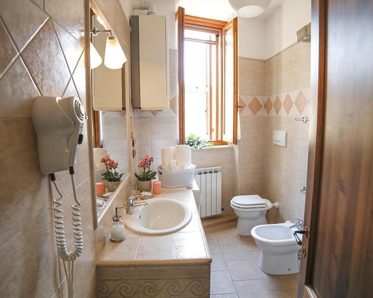 Palazzo Le Muse Apartments Bevagna Exterior photo